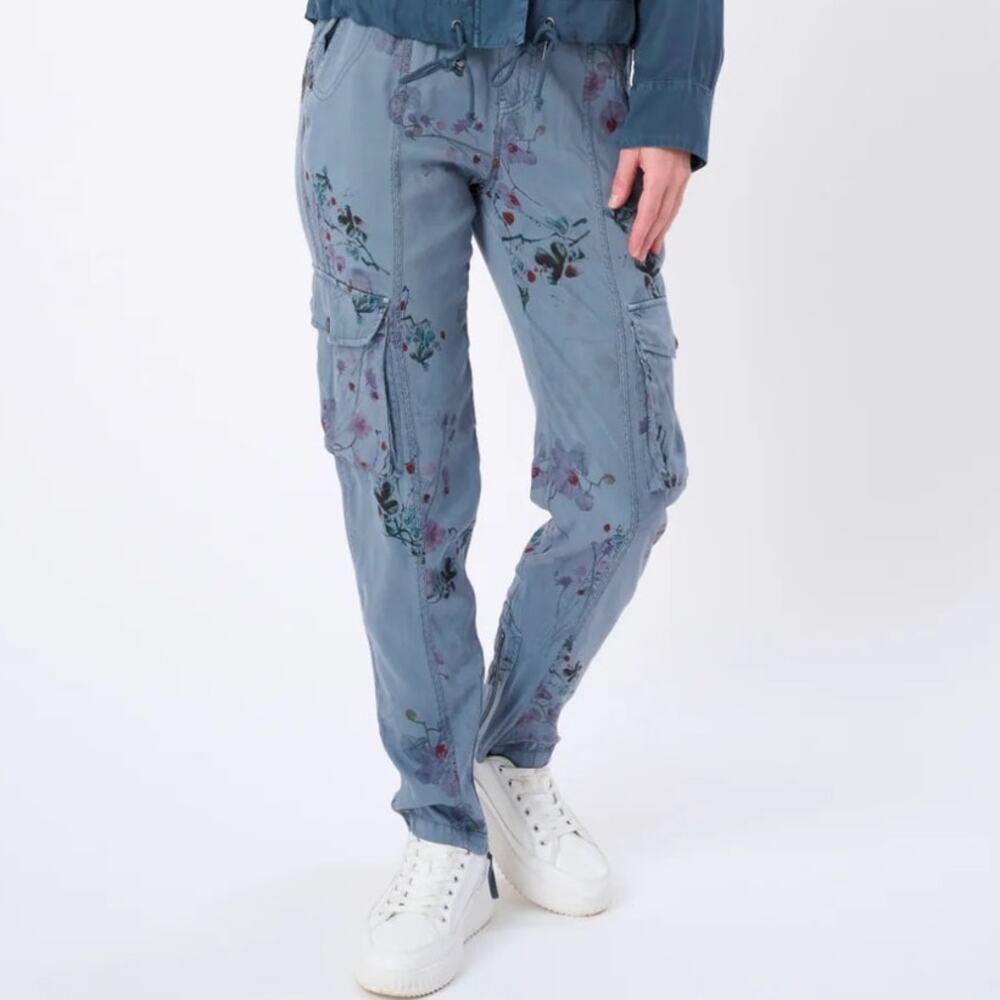 Marrakech Roqua Stretch Cupro Slim Cargo Pant Floral Boho Whimsy - Size 26/S